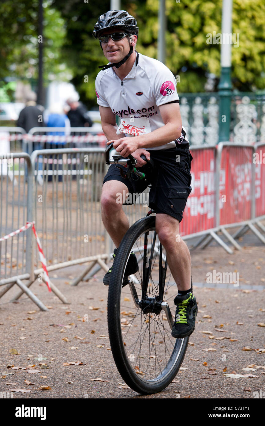 Bicycle race pennies in the park hi-res stock photography and images - Alamy