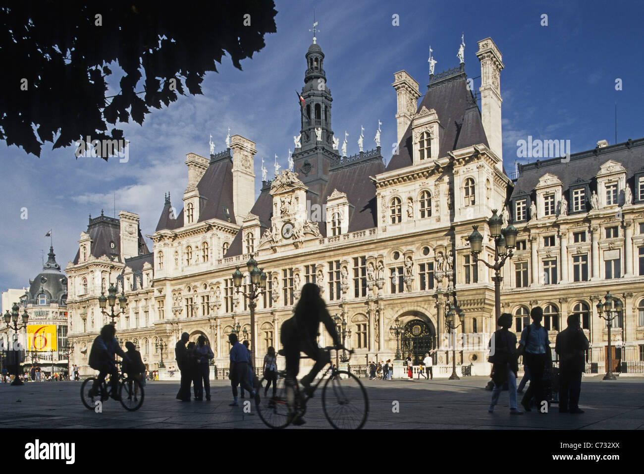 Hotel de Ville, Europe's largest town hall, 4e Arrondissement, Paris ...
