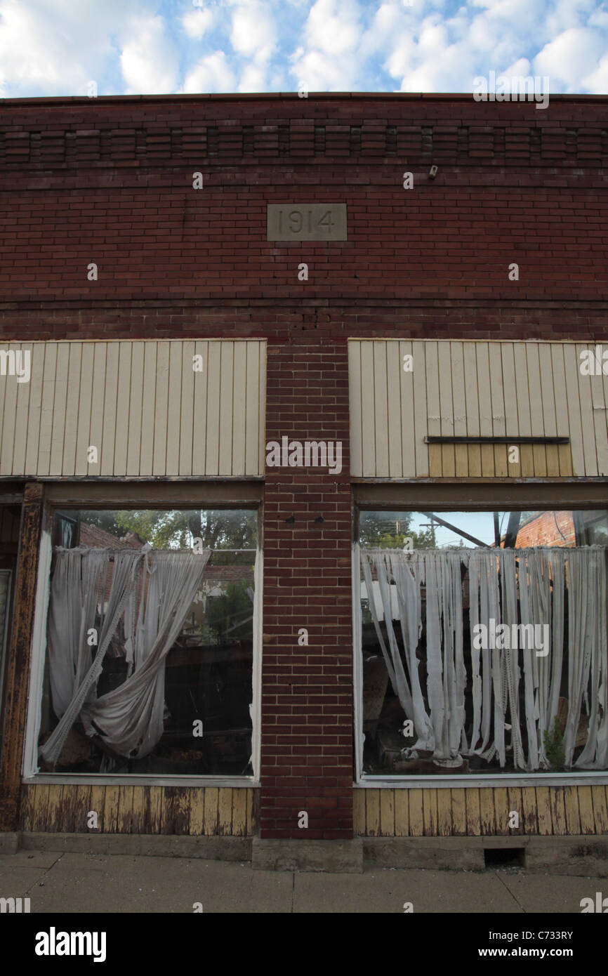 A decaying building in Union Star, Missouri Stock Photo Alamy