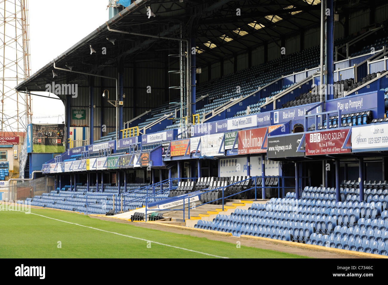 Pompey football club hi-res stock photography and images - Alamy