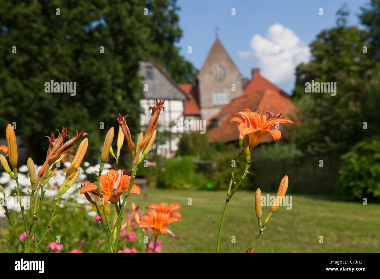 Fischbeck Abbey, Garden of the abbey, Fischbeck, Hessisch Oldendorf, Lower Saxony, Germany Stock Photo