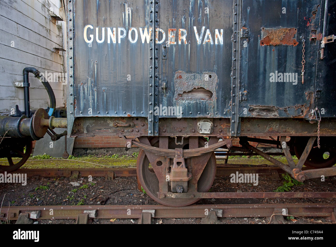 gun powder carriage on tracks Stock Photo