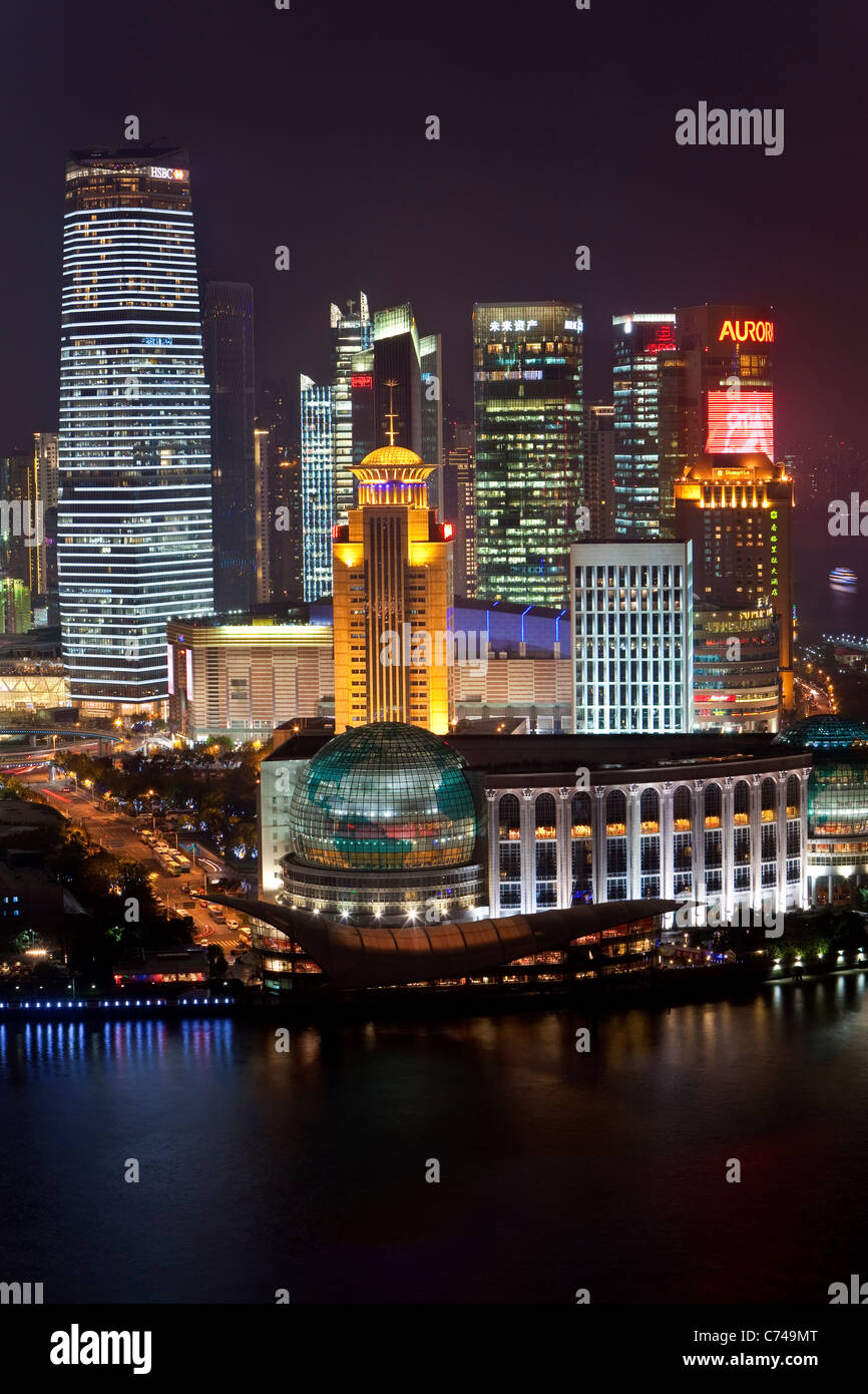 New Pudong skyline looking across the Huangpu River from the Bund Shanghai China Stock Photo