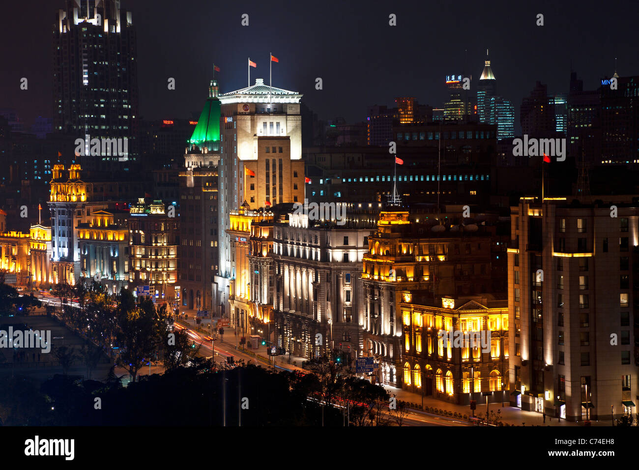 Shanghai bund skyline night hi-res stock photography and images - Alamy