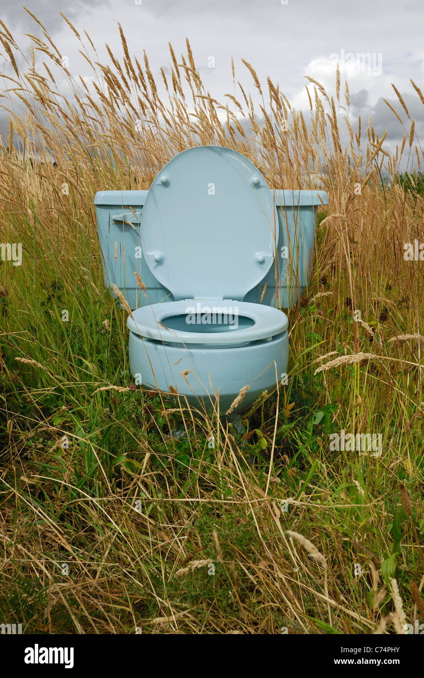 Field toilets hires stock photography and images Alamy