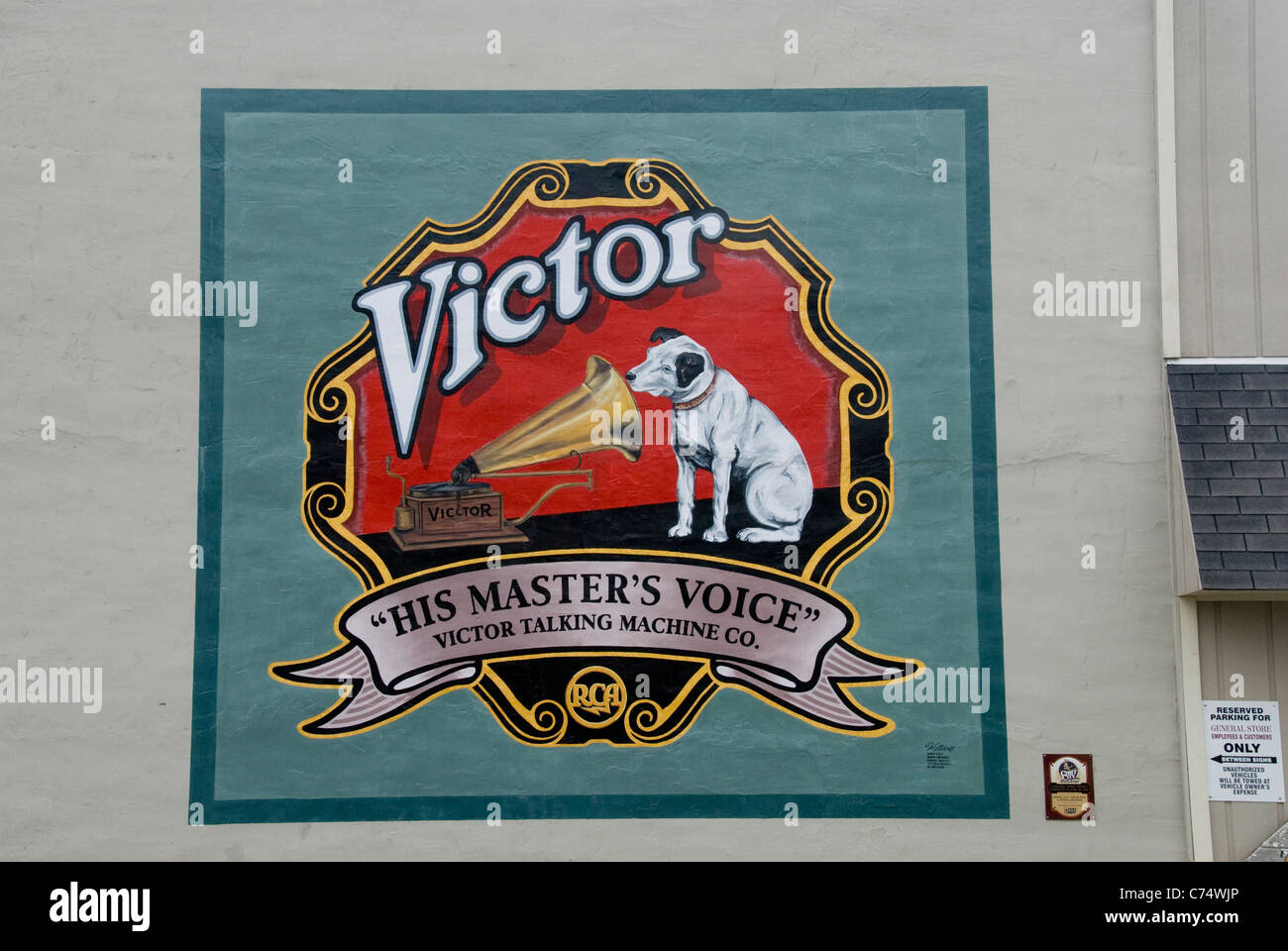 Mural, His Masters Voice, Victor Talking Machine Company Walldog Mural Project, Route 66, Pontiac, Illinois, USA Stock Photo