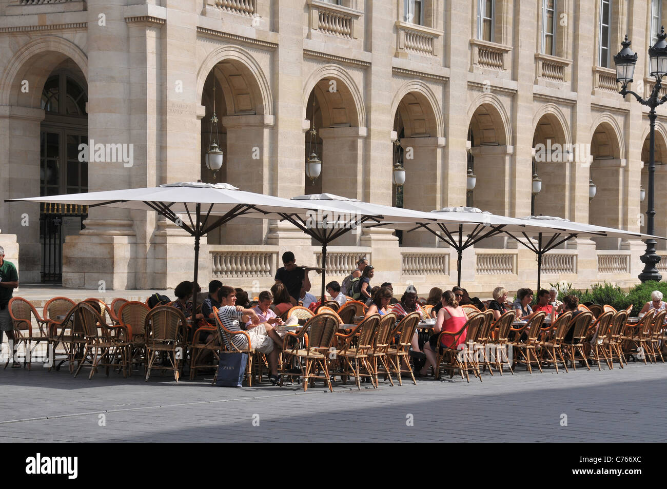 Cafe opera bordeaux hi-res stock photography and images - Alamy