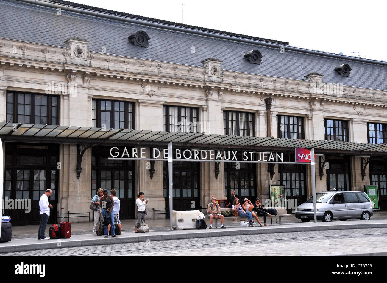 Bordeaux saint jean hi-res stock photography and images - Alamy