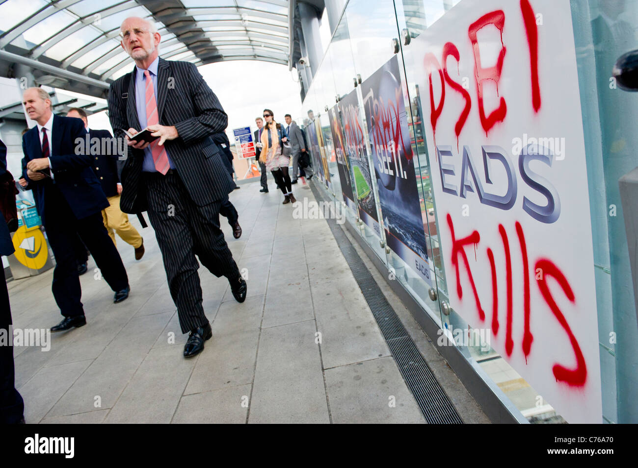 Stop the dsei hi-res stock photography and images - Alamy