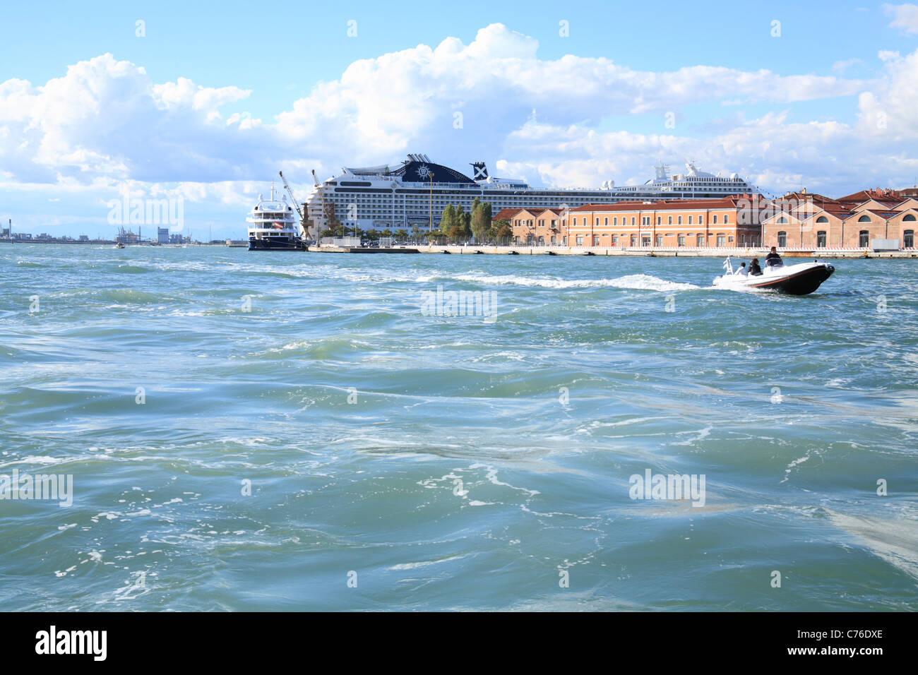 Venice sea hi-res stock photography and images - Alamy