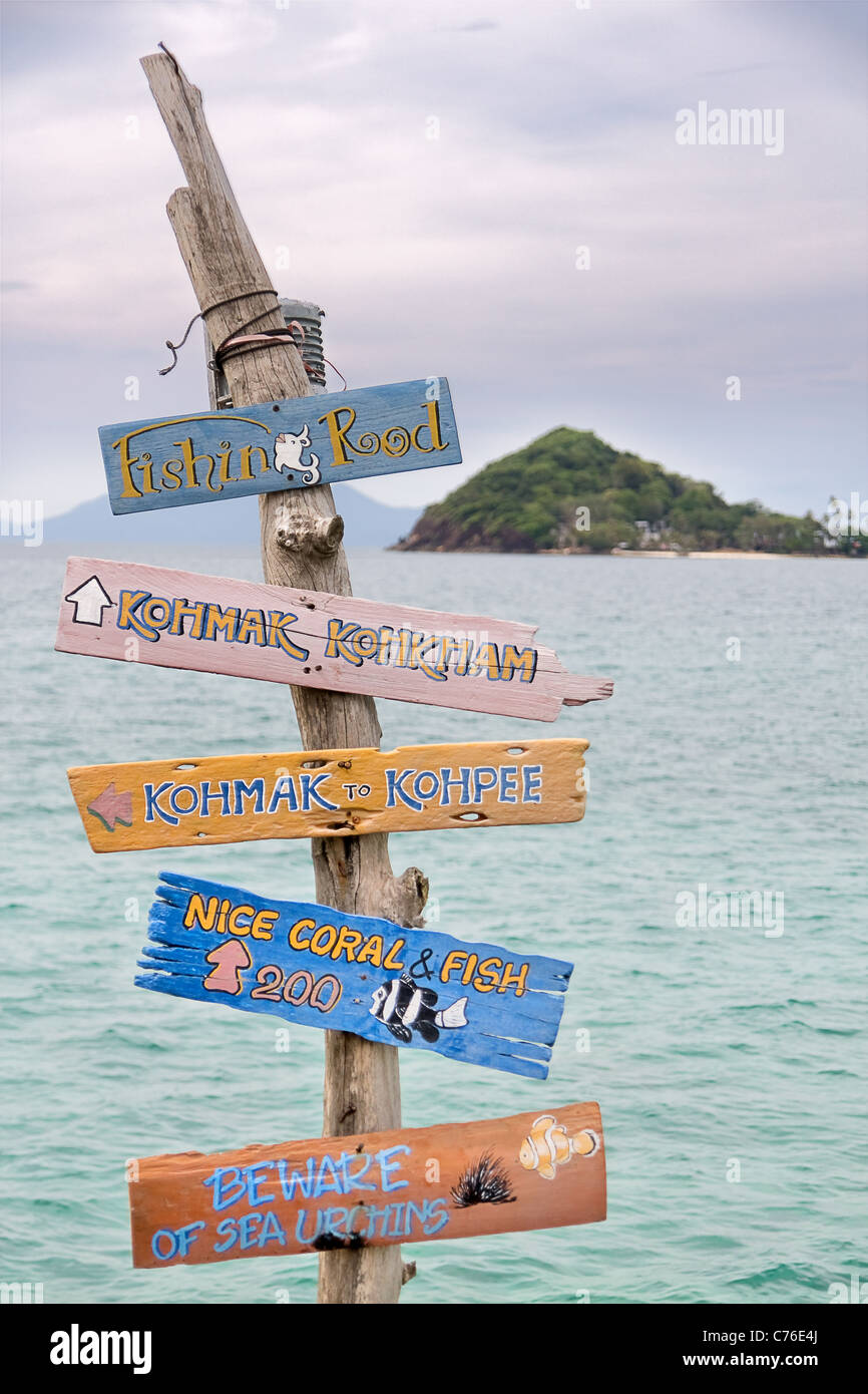 Multi signpost hires stock photography and images Alamy