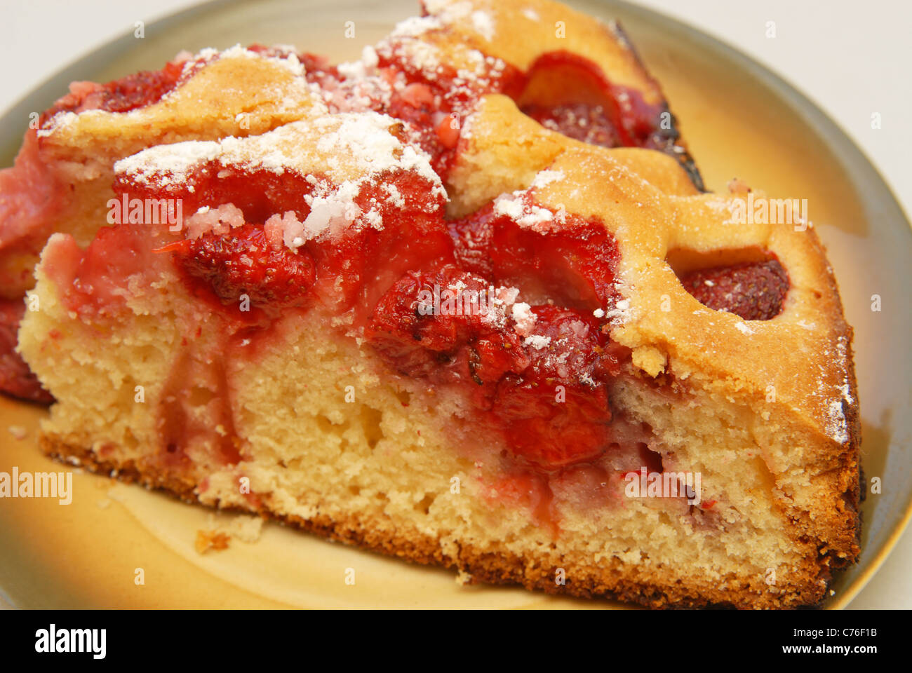 piece of cake with strawberries Stock Photo - Alamy