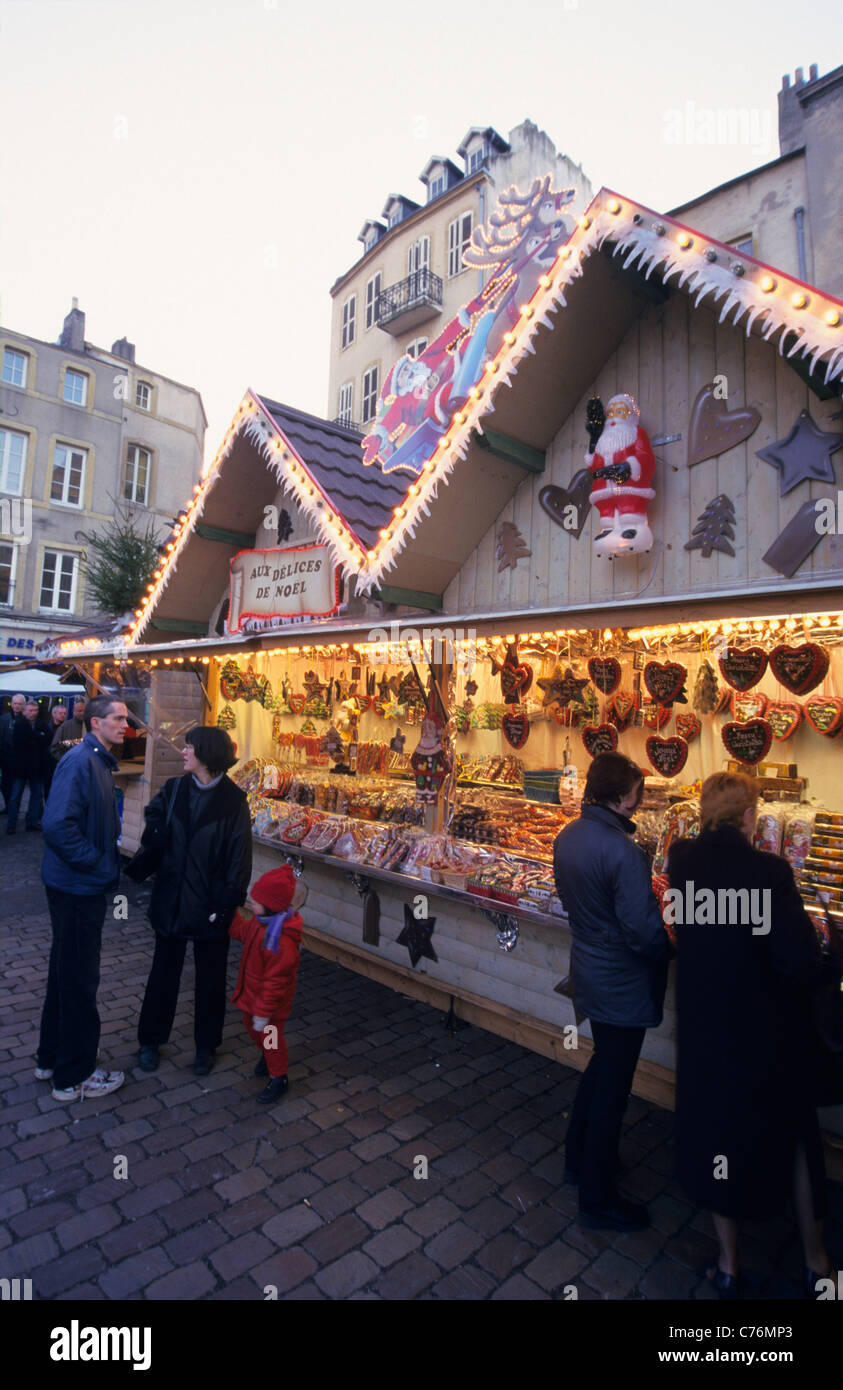 Ginger bread shop, Christmas market, PLace St Louis, Metz, Lorraine region, France Stock Photo