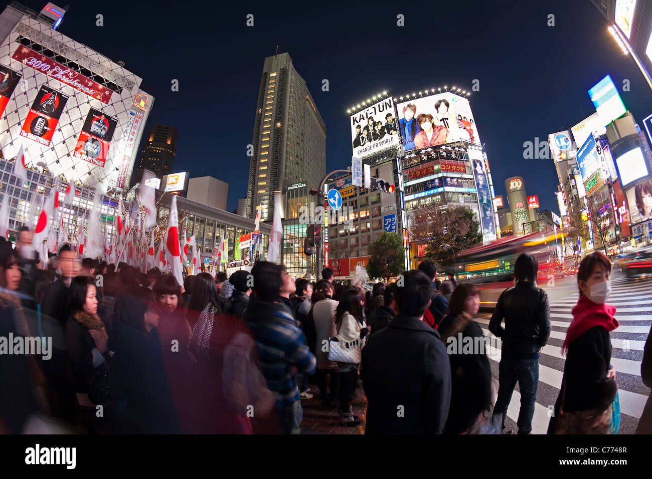 Asia, Japan, Tokyo, Shibuya, Shibuya Crossing - crowds of people crossing the famous intersection Stock Photo