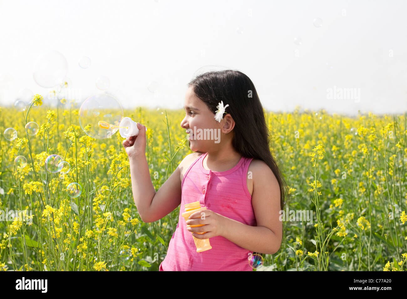 Girls Elizabeth's Garden Bubble