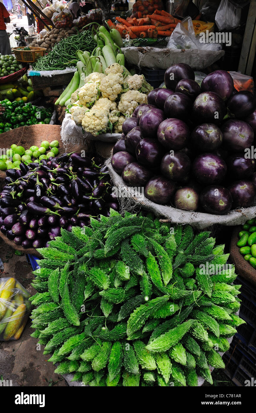 Asia indian india delhi new delhi capital city paharganj vegetable hi