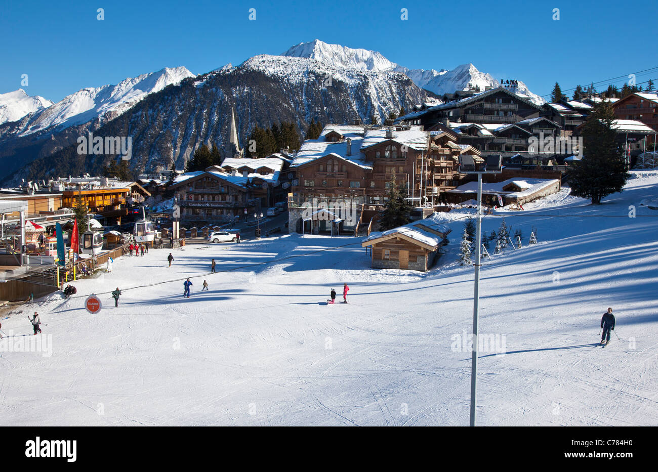 904 Courchevel Ski Resort Stock Photos, High-Res Pictures, and Images -  Getty Images