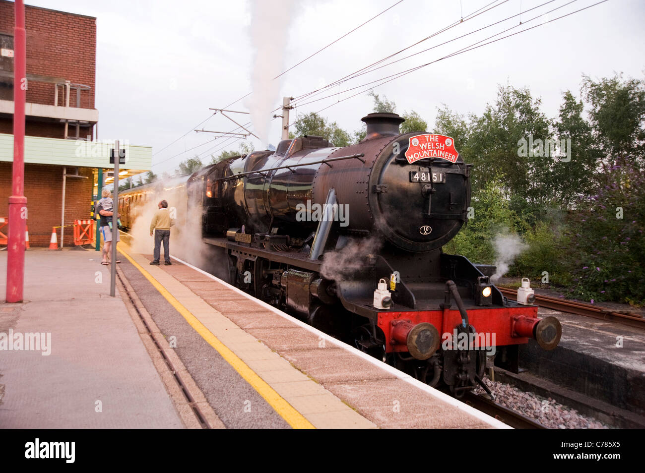 A Stanier 8F (Black 8) hauling 'The Welsh Mountaineer' steam special. Stock Photo