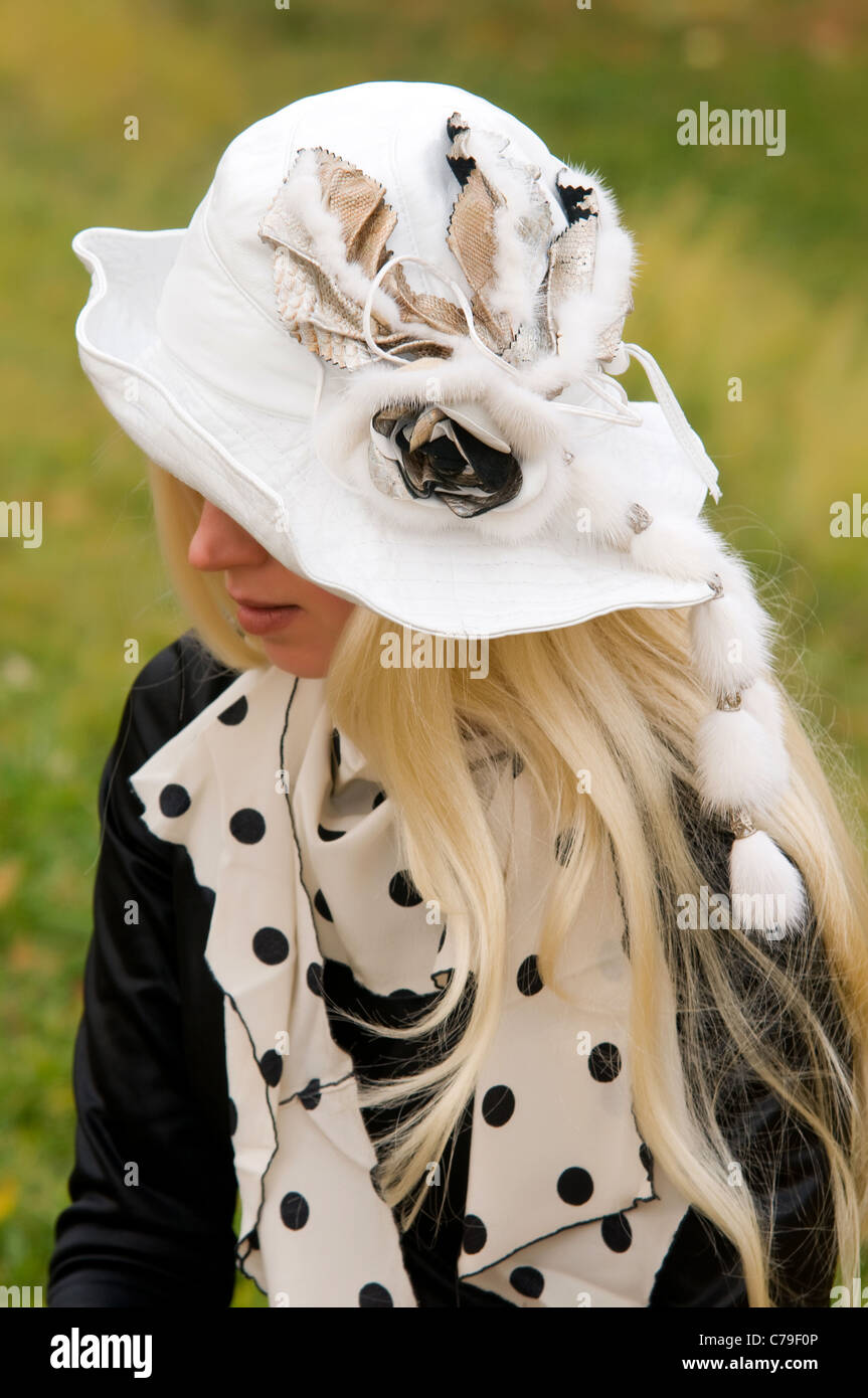 attractive young woman with a beautiful headdress Stock Photo - Alamy