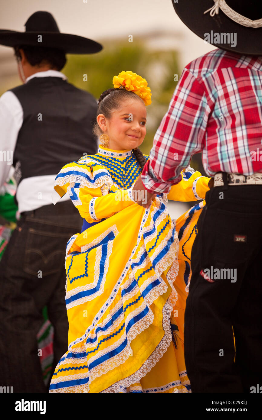 traditional young dancers, Old Spanish Days, Fiesta, Santa Barbara