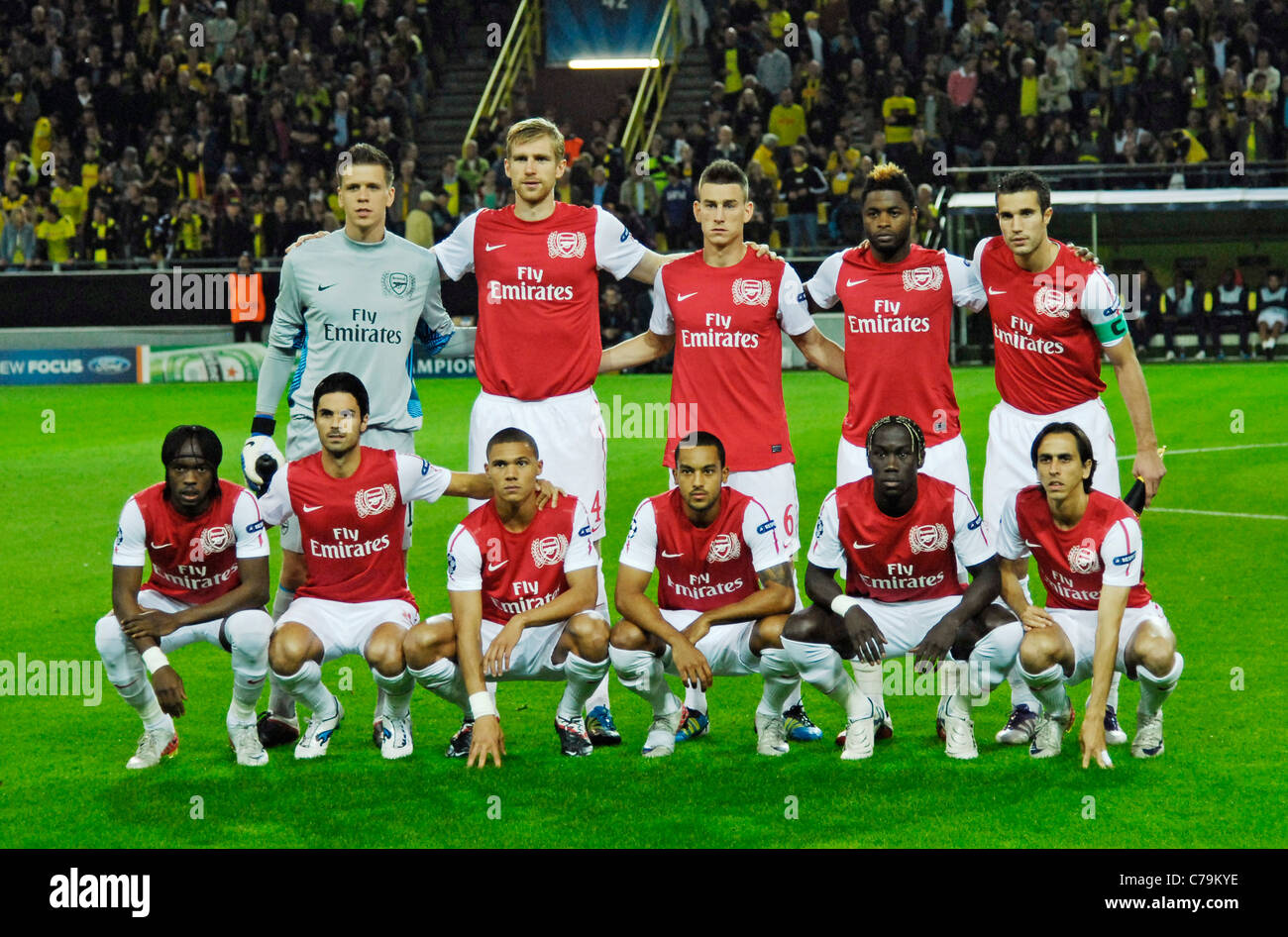 Signal Iduna Park Dortmund, Germany, 13.09.2011, Football: UEFA Champions League Season 2011/12 matchday 1, Borussia Dortmund (BVB) vs Arsenal FC (ARS) 1:1; Team photo Arsenal FC, top row from left: Wojciech Szczesny, Per Mertesacker, Laurent Koscielny, Alex Song, Robin van Persie, bottom row from left: Gervinho, Mikel Arteta, Kieran Gibbs,  Theo Walcott,  Bacary Sagna, Yossi Bebayou Stock Photo