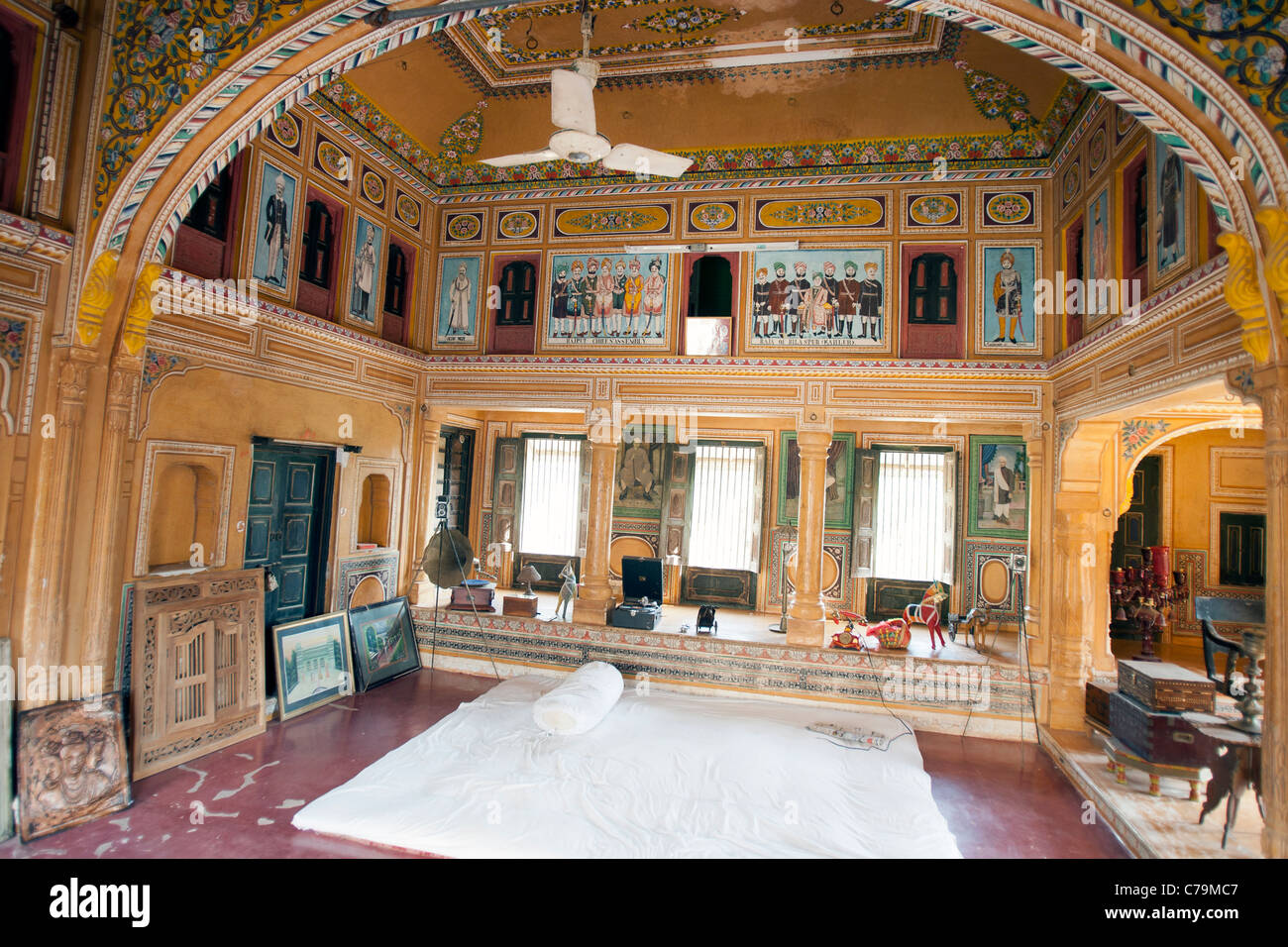 Historic haveli mansion Mandawa Rajasthan India Stock Photo - Alamy