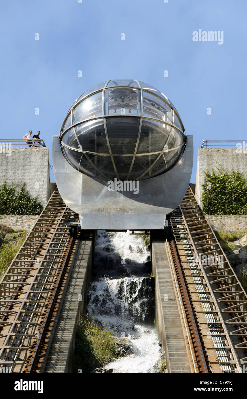 Panoramic elevator hires stock photography and images Alamy