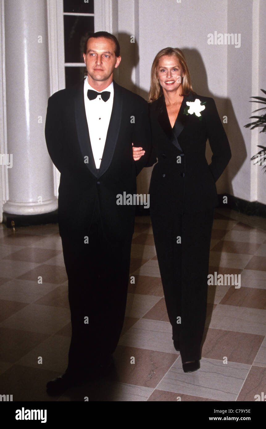 Actress and model Lauren Hutton with Luiz Bellini at the White House National Medal of the Arts dinner Stock Photo