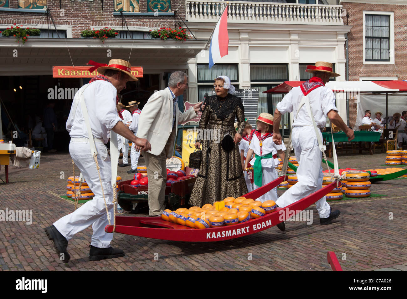 Edam Cheese Market Stock Photo Alamy