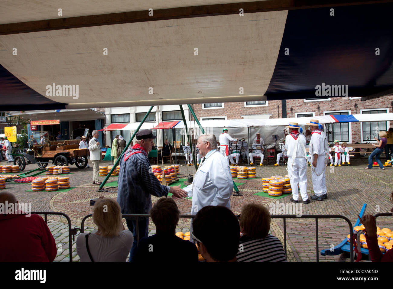 Edam Cheese Market Stock Photo Alamy