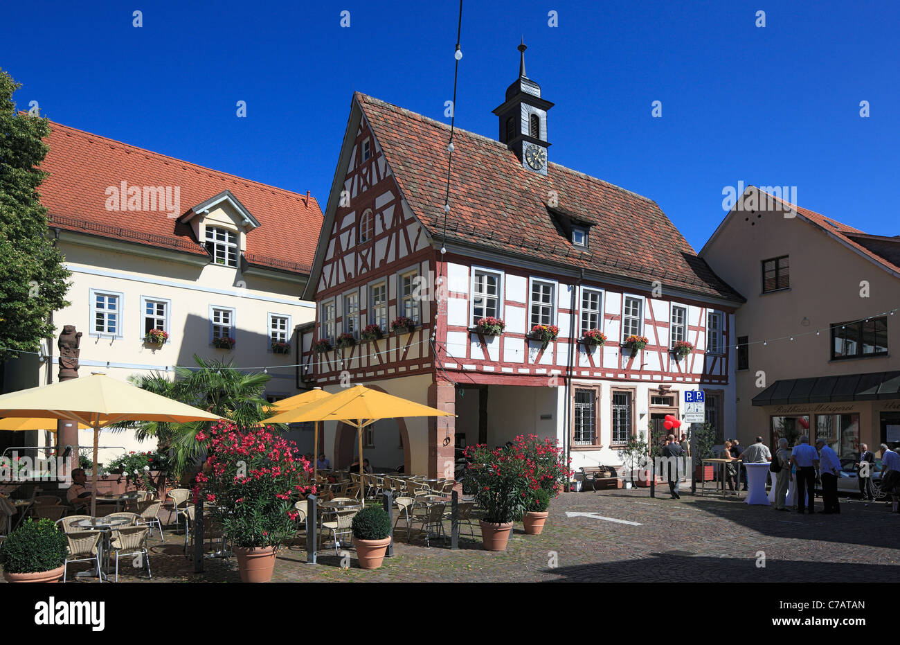 Fachwerkrathaus, Altes Rathaus in Schriesheim, Bergstrasse, Oberrheinische Tiefebene, Odenwald, Baden-Wuerttemberg Stock Photo