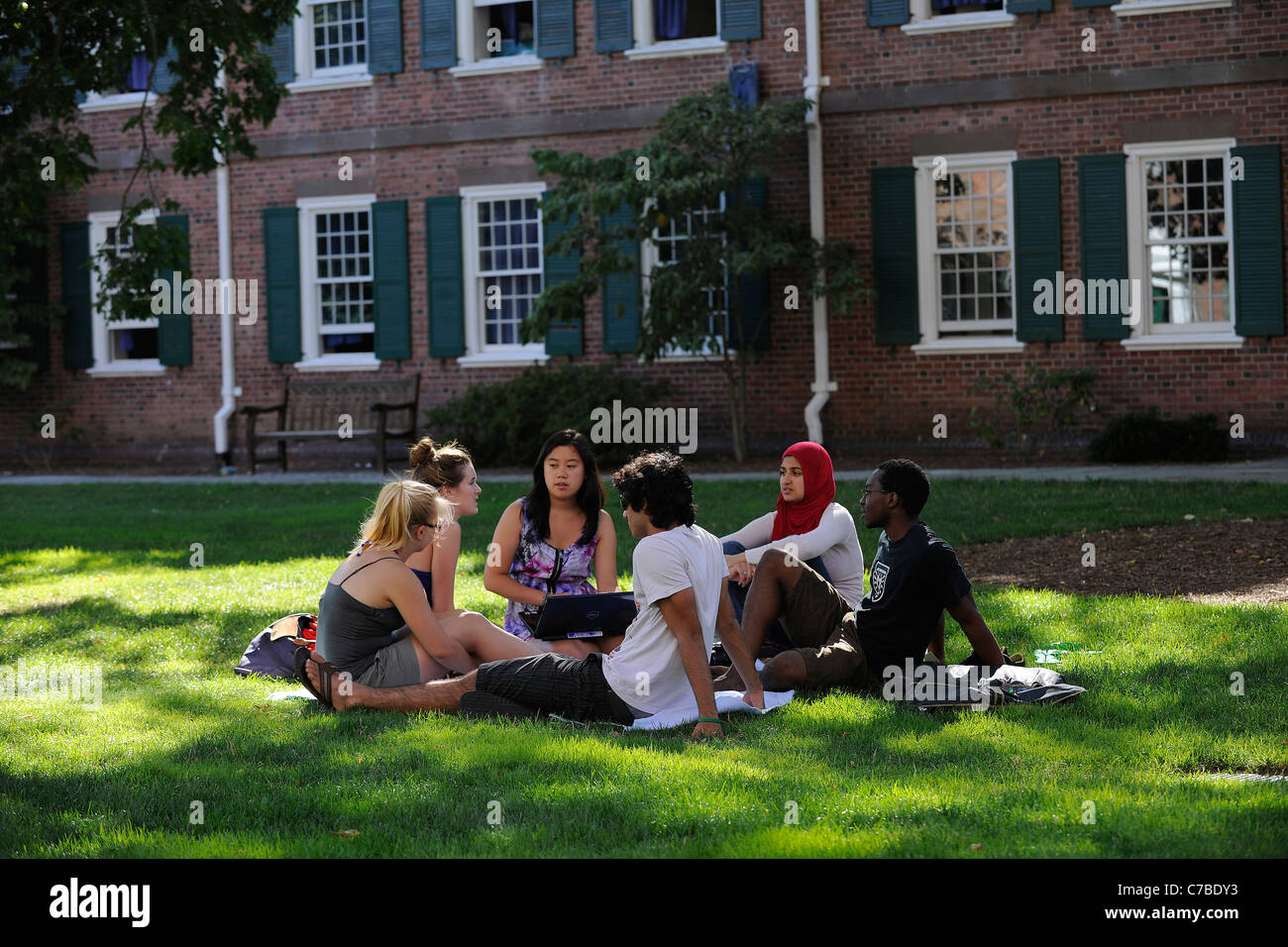 Yale University students at summer school in Pierson Residential college quad. Stock Photo