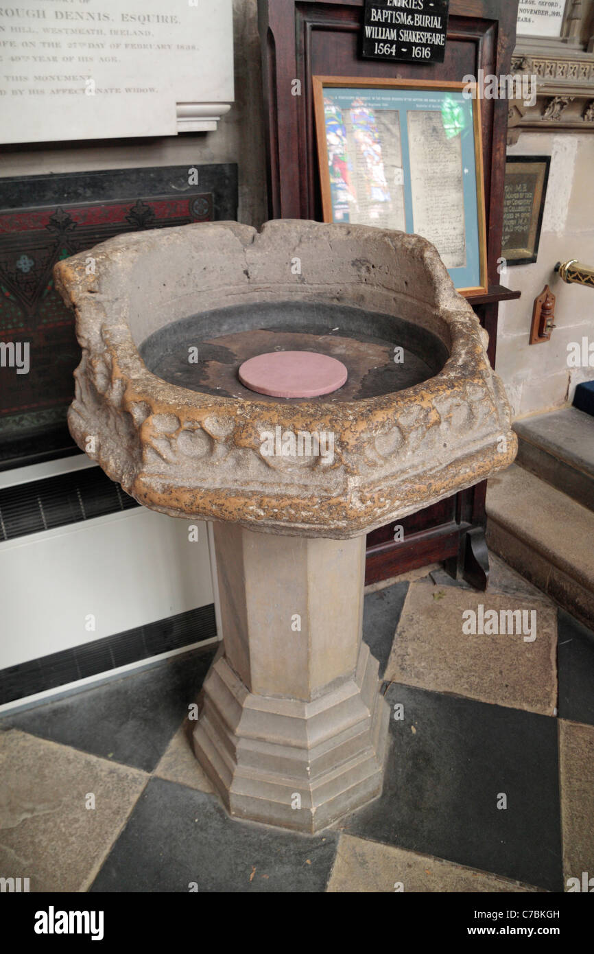 Baptism font hires stock photography and images Alamy