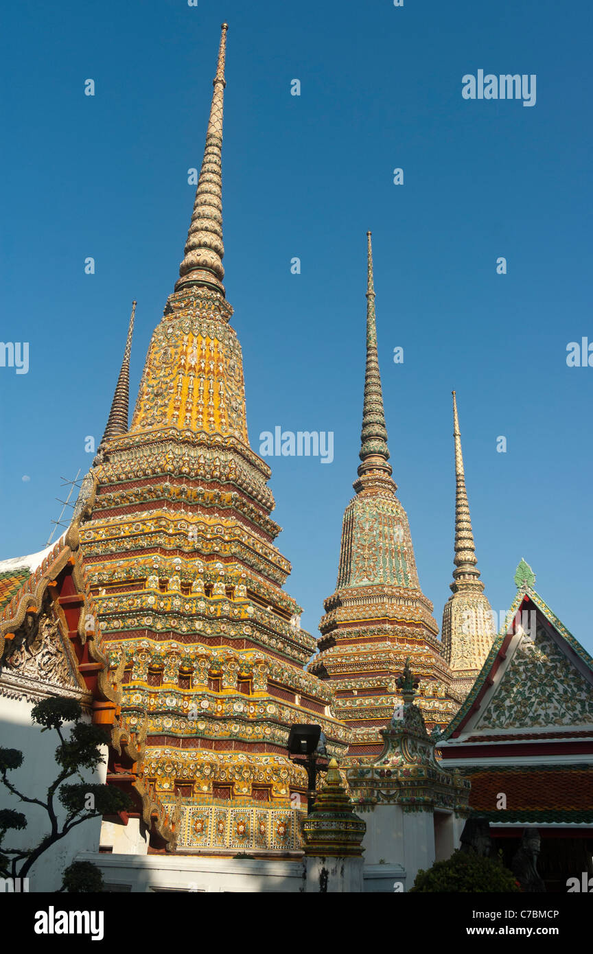 Wat Po 18th c, large chedis. Stock Photo