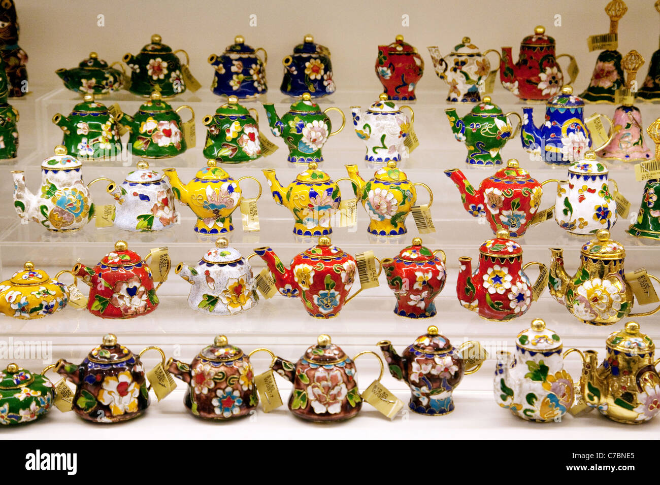 China teapots for sale as tourist souvenirs, Singapore Asia Stock Photo