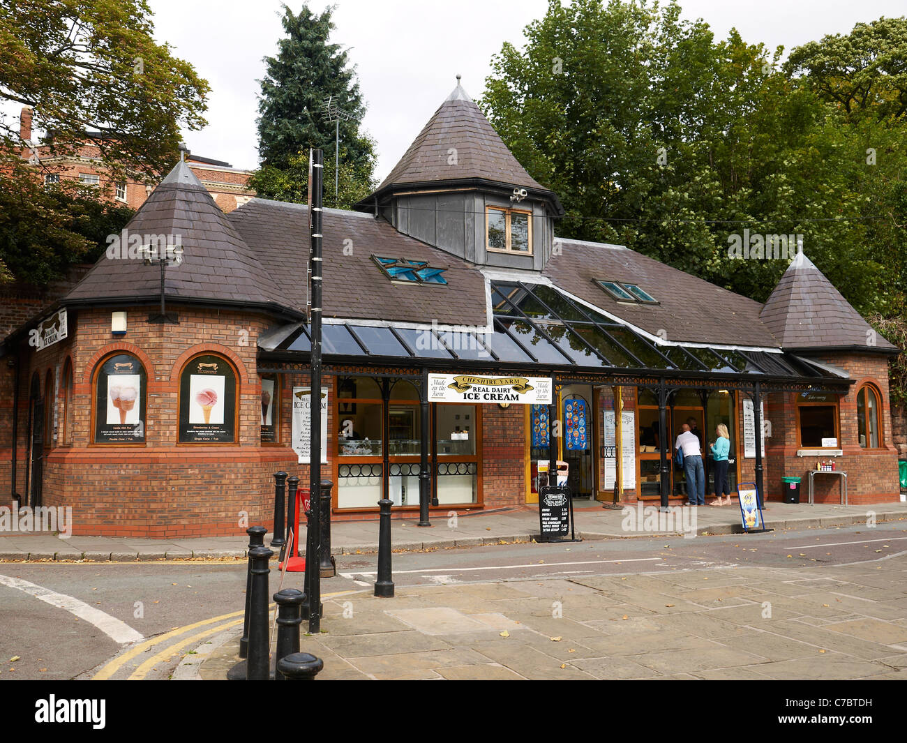 Page 11 Ice Cream Farm High Resolution Stock Photography And Images Alamy