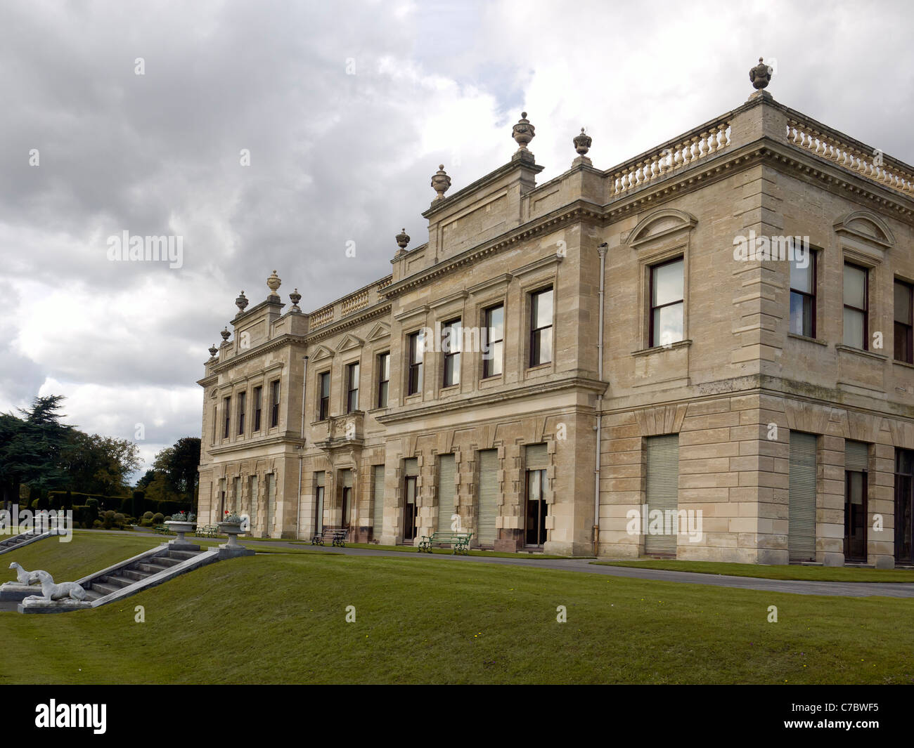 The South Terrace of Brodsworth Hall seen from the gardens Stock Photo