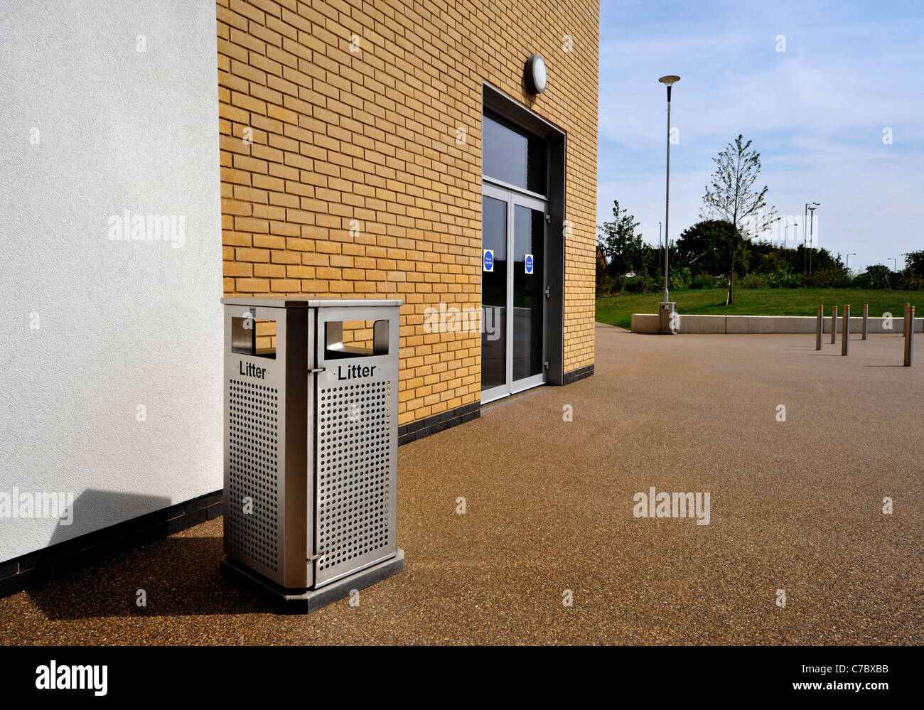 Litter bin school hires stock photography and images Alamy