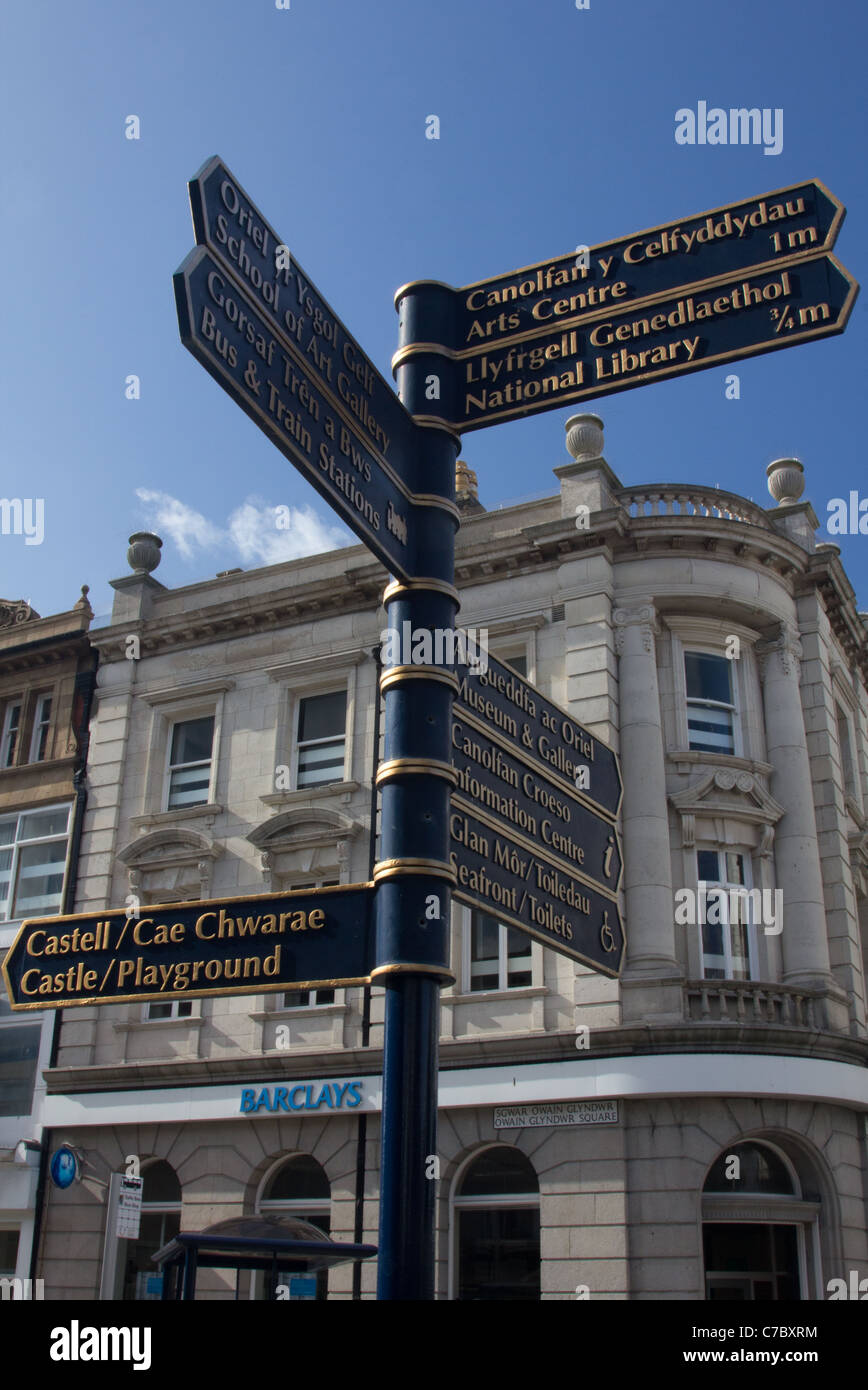 Bilingual sign, Welsh - English Stock Photo