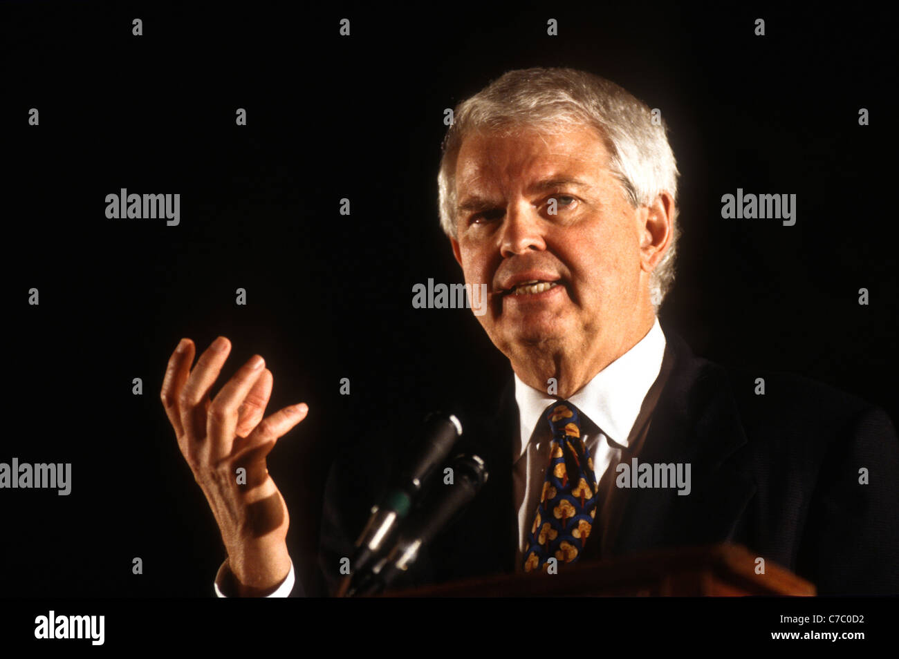 Gov. Richard Lamm addresses the Reform Party of Virginia convention July 20, 1996 in Charlottesville, VA. Stock Photo
