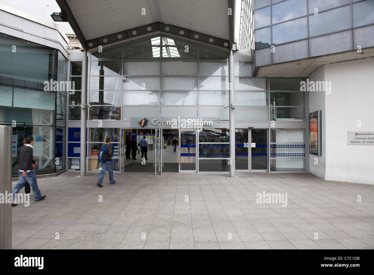 Entrance to Connolly station, Dublin Stock Photo Alamy