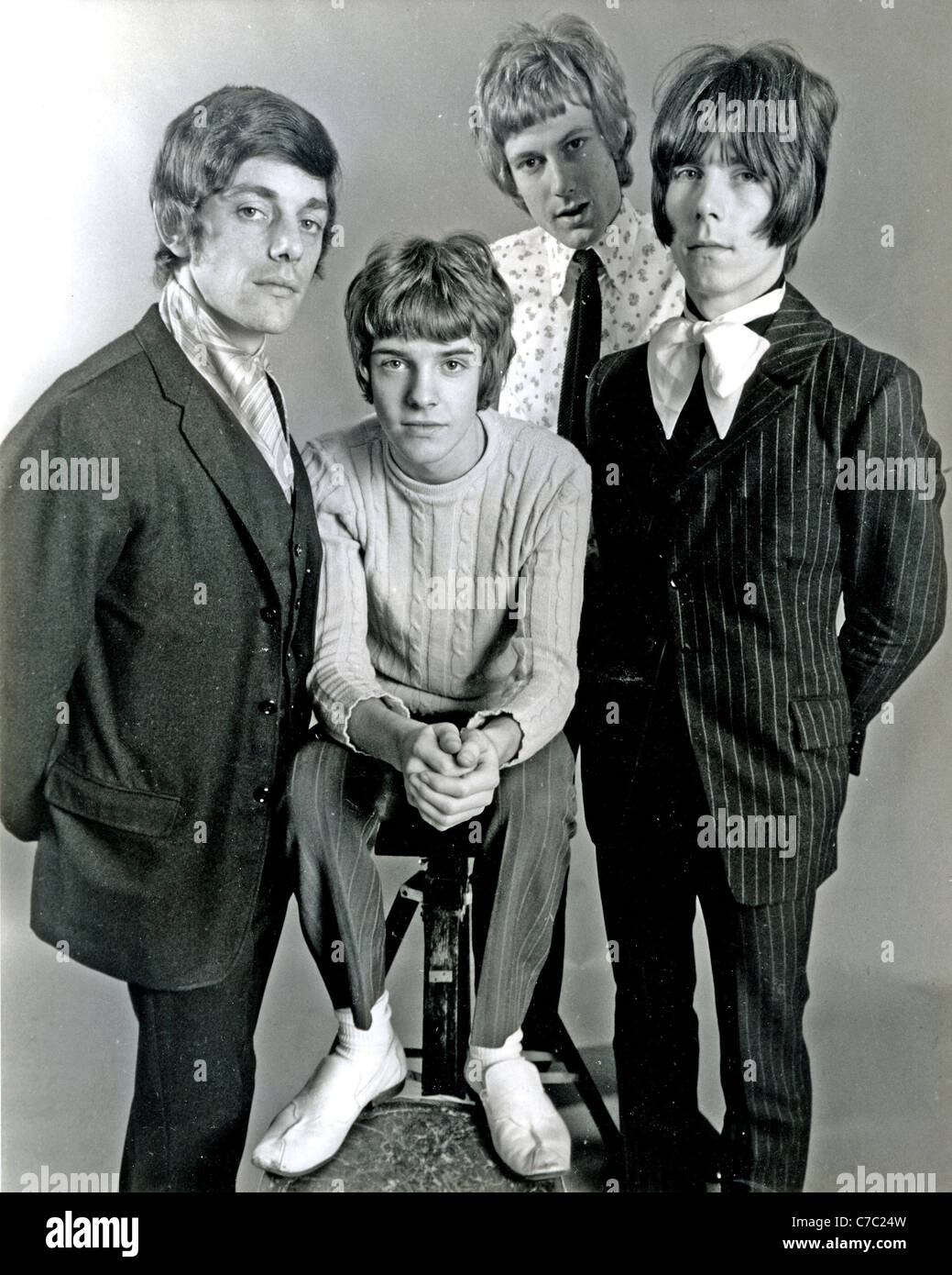 THE HERD UK Group In 1966 From L Andrew Steele Peter Frampton Gary 