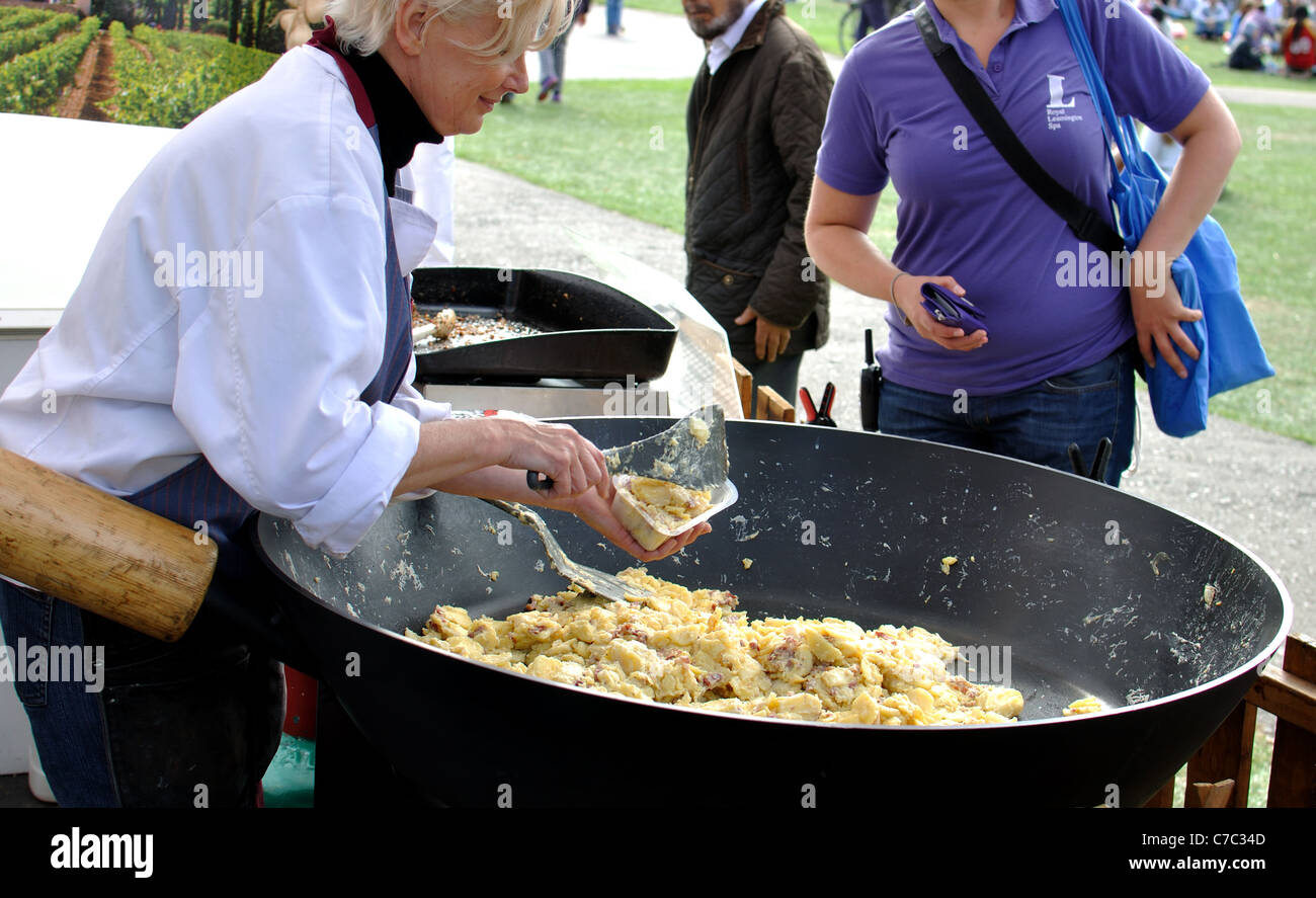 Huge Frying Pan Online - www.illva.com 1693287849