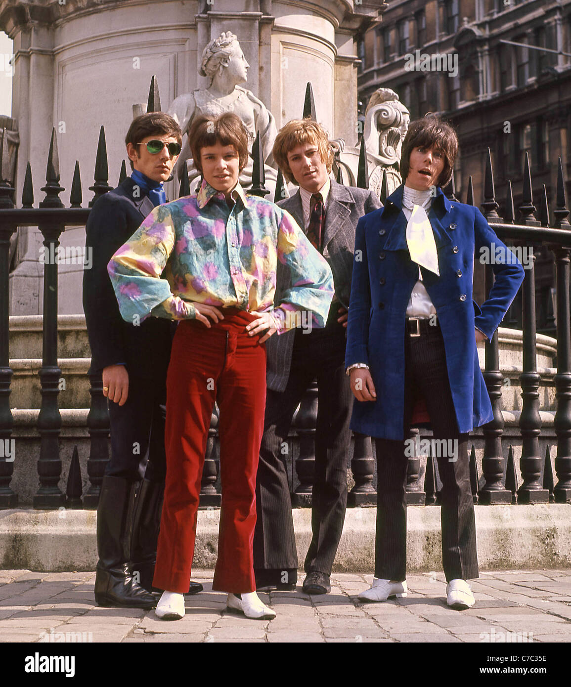 HERD UK Pop Group In 1966 From Left Andrew Steele Peter Frampton 