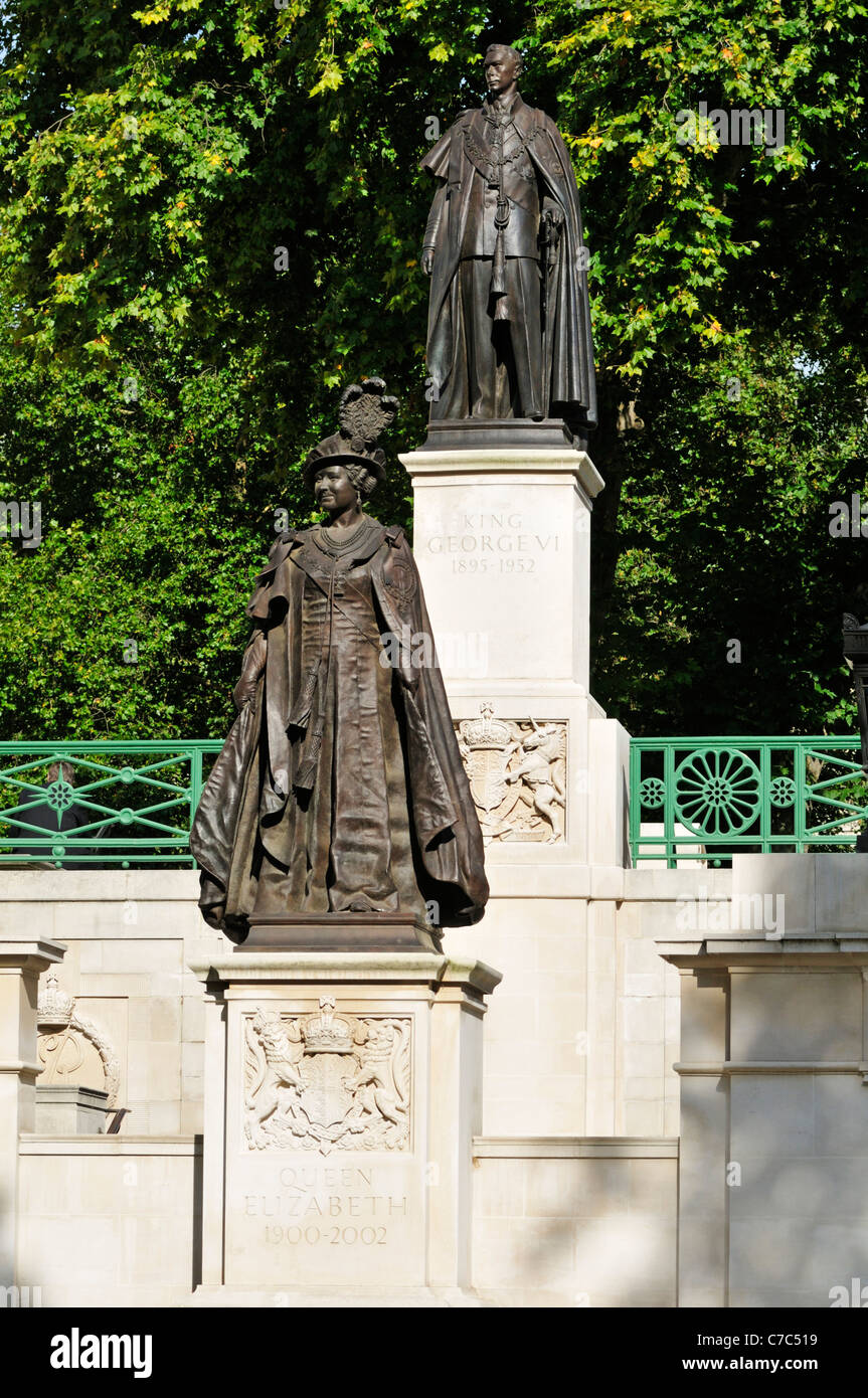 Queen mother statue the mall hires stock photography and images Alamy