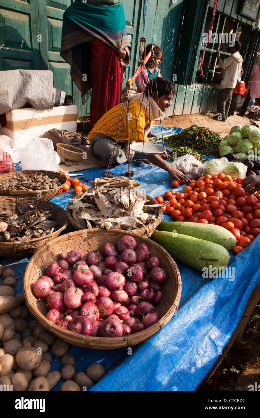 Dried fish indian market hires stock photography and images Alamy