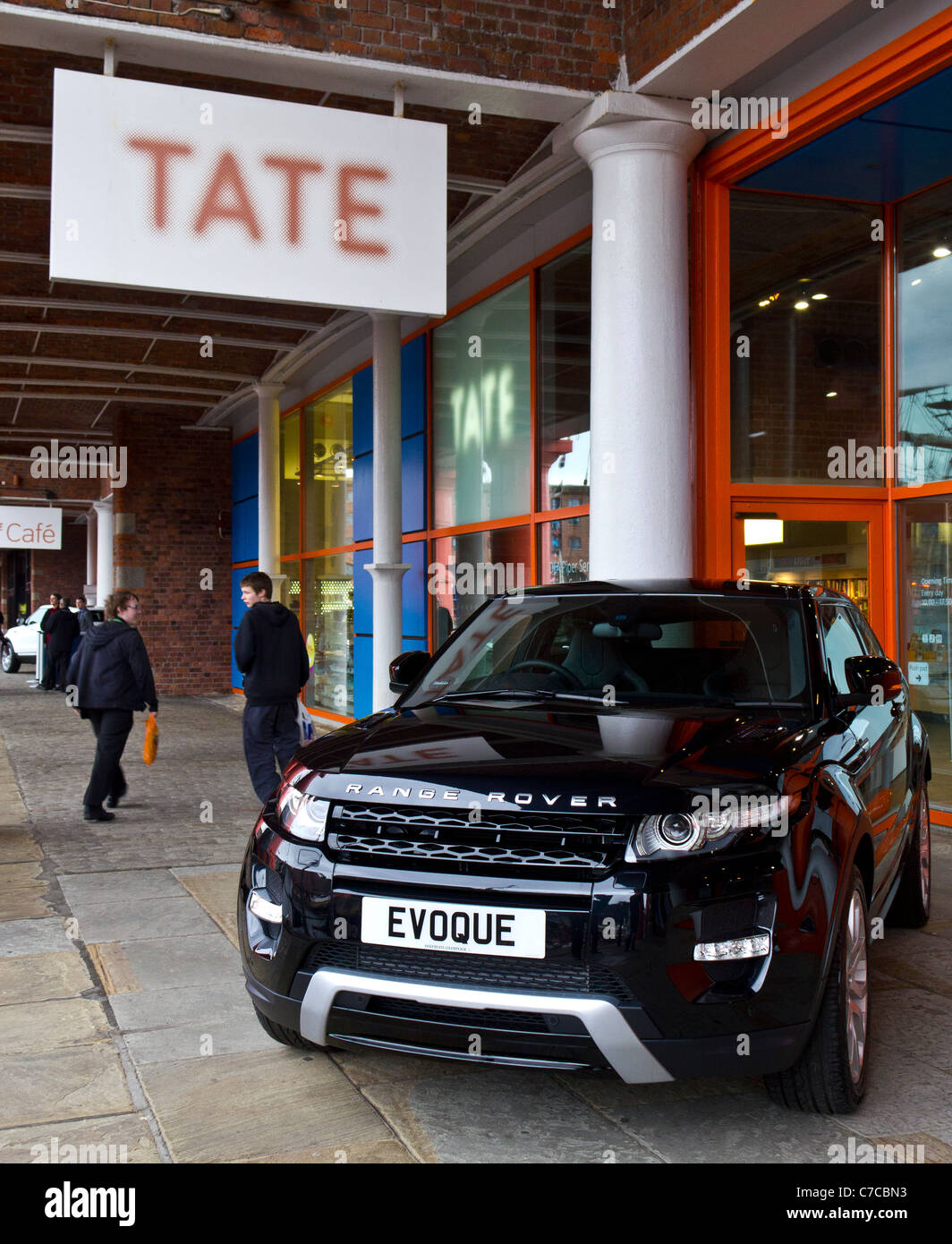 The new Range Rover Evoque, on display at the Tate Gallery, Liverpool Stock Photo