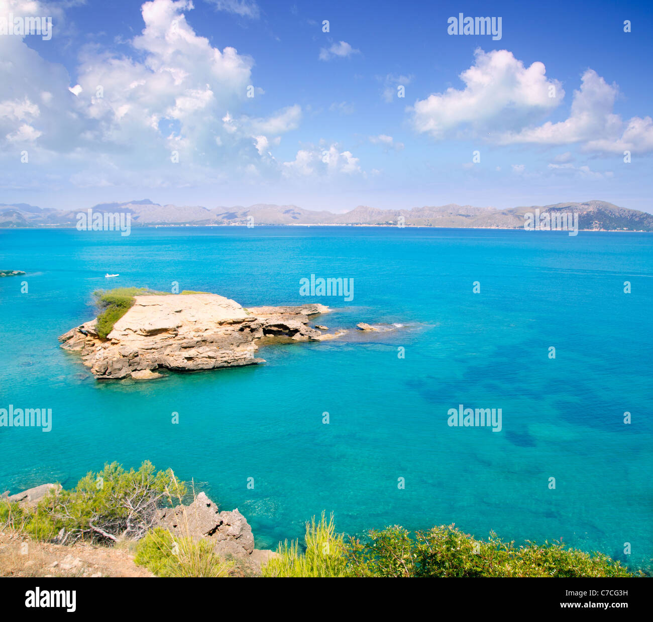 La playa de alcudia hires stock photography and images Alamy