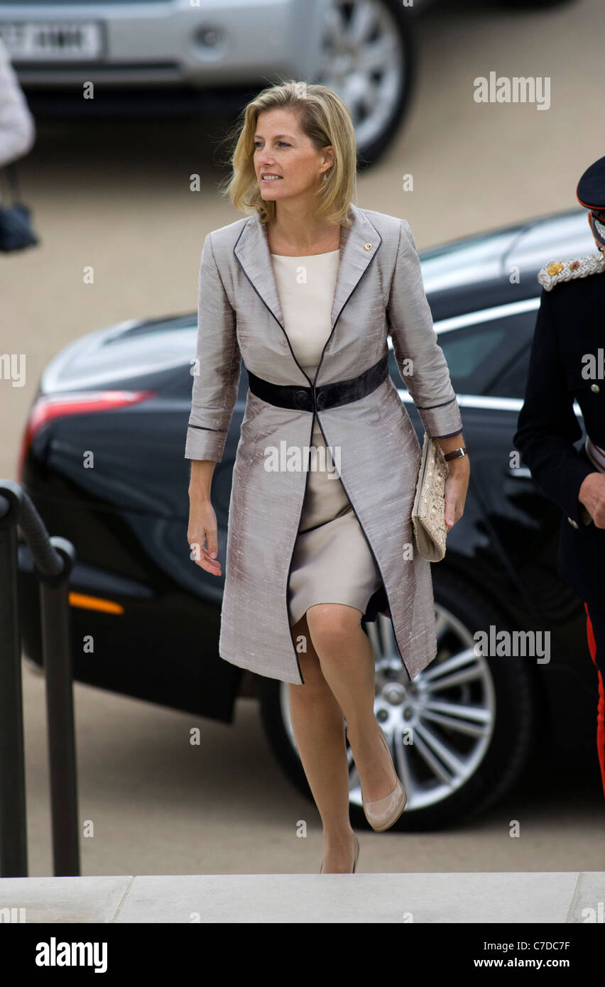 sophie-countess-of-wessex-pictured-visiting-the-national-memorial-C7DC7F.jpg