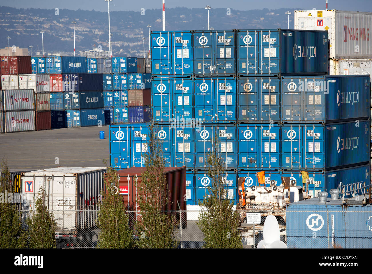 Stacks of shipping containers at Port of Oakland Stock Photo Alamy